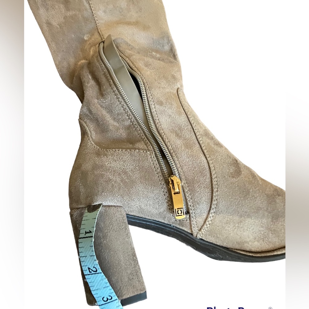 Andrew Geller Bronze Boot - 8.5 M - Picture 3 of 4